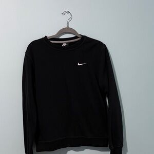 Nike Men's Classic Black Crewneck Sweater